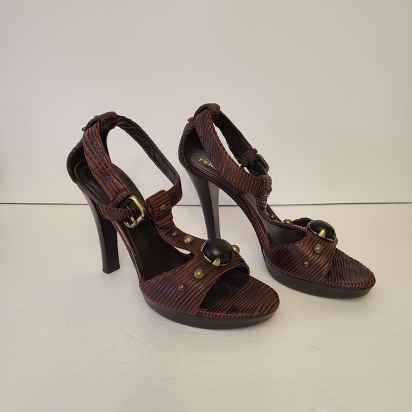 Authentic Fendi sandale NEGOTIABLE - Picture 12 of 16